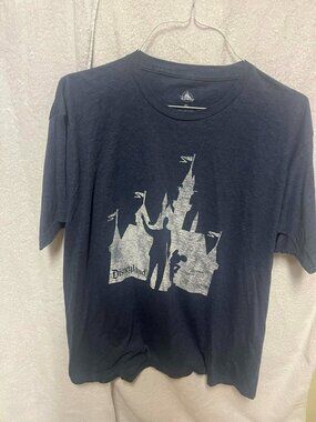 Disneyland Resort "Partners Statue" grey t shirt size XL.